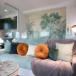 In Sanxenxo With Pool & Sea Views Feriehus